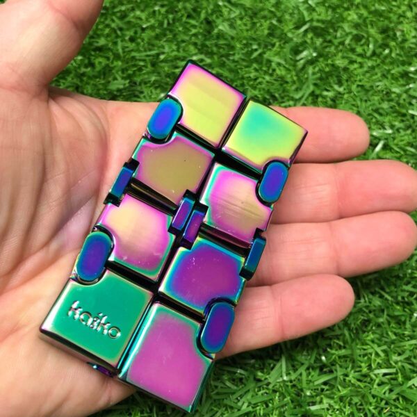 Kaiko Oil Slick Infinity Cube - Image 3